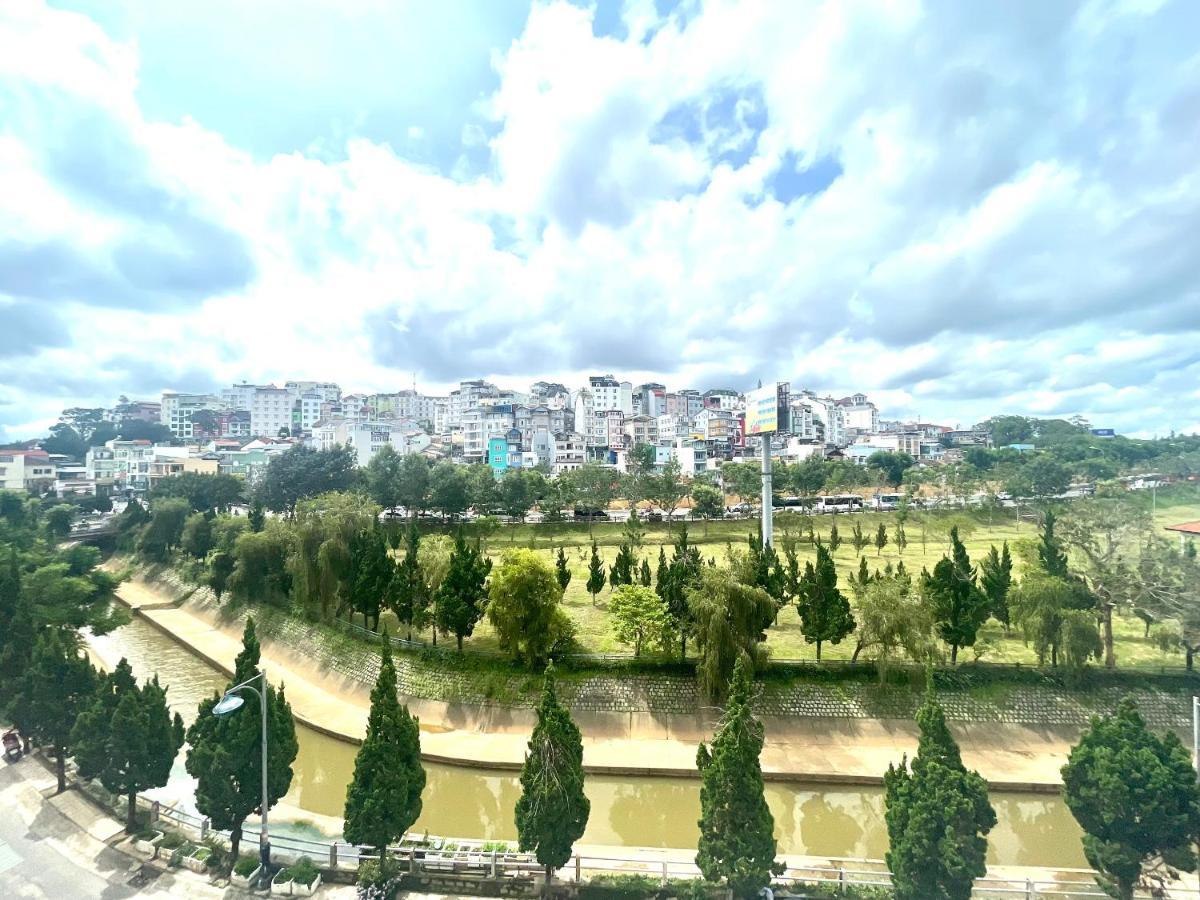 Phuong Vy Luxury Hotel Da Lat Exterior photo